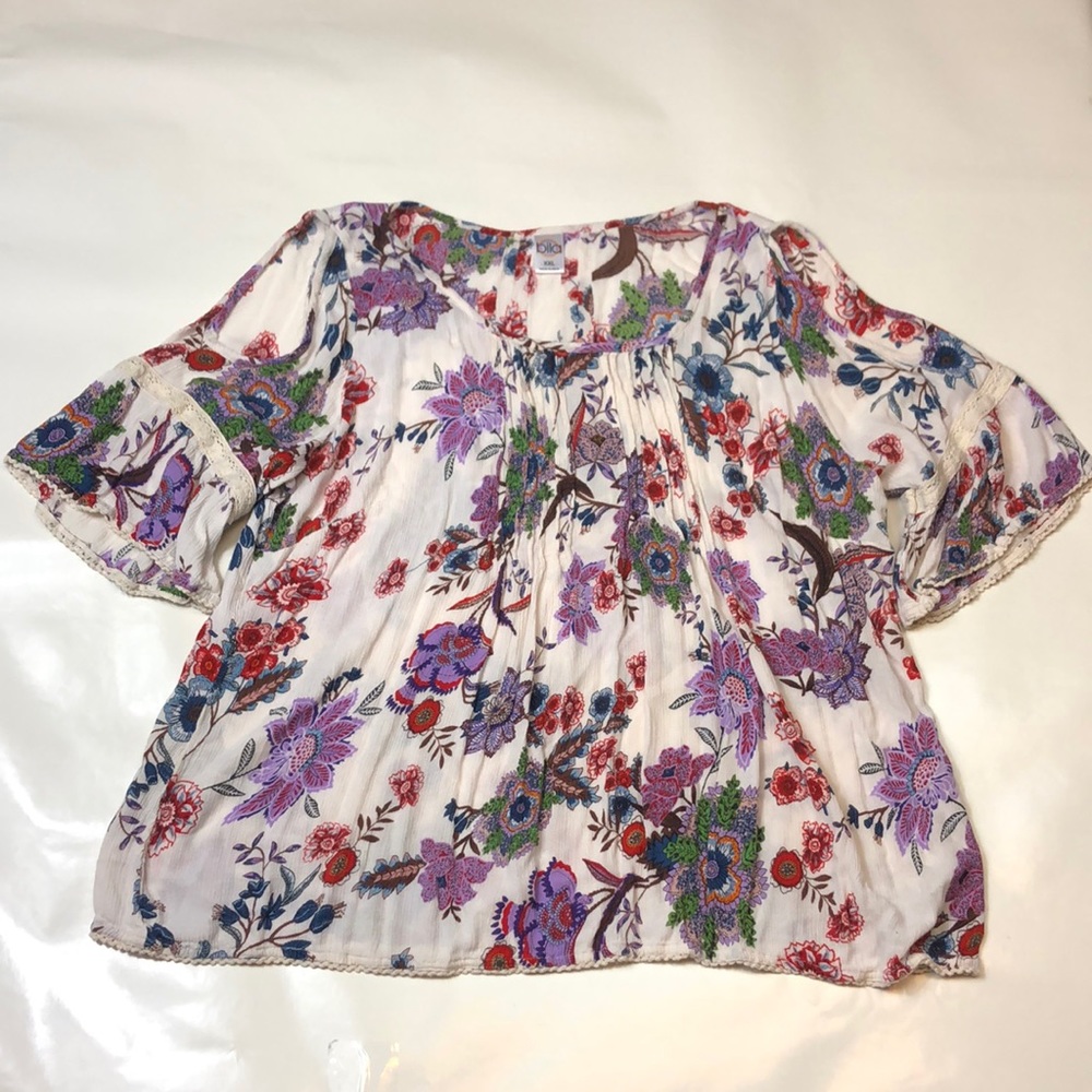 Bila Floral Cold Shoulder Embroidered Sleeve Pleated Front & Back Blouse